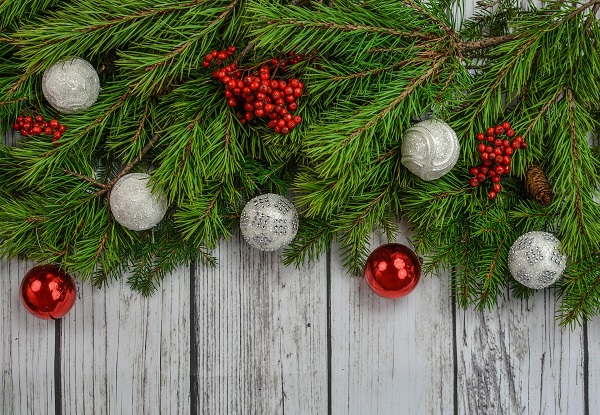 3 Tips for holiday decorating in your new home [Video]